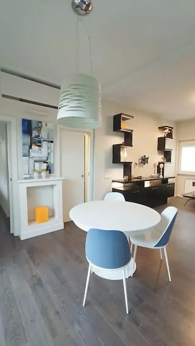 Elegant Apartment Metro A - By Openroma Rome