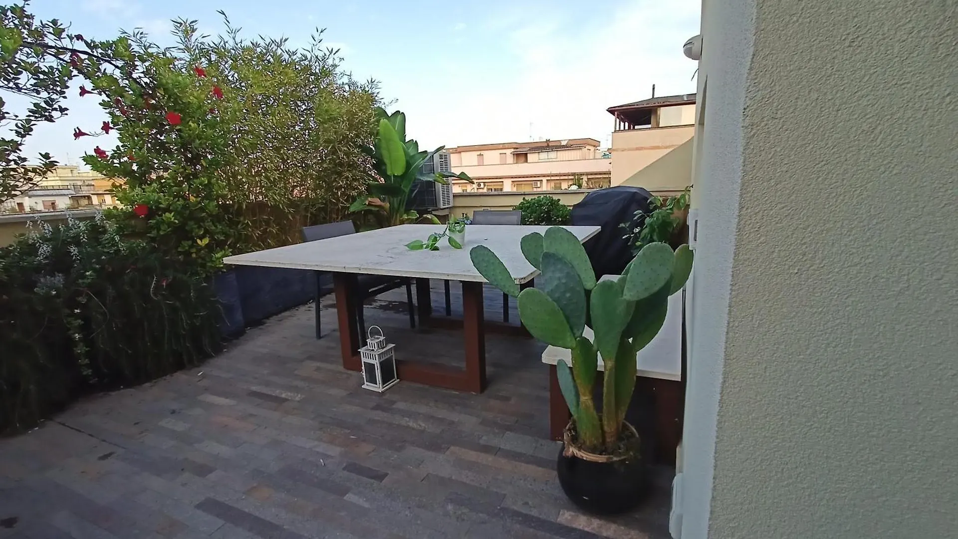 Elegant Apartment Metro A - By Openroma  Rome
