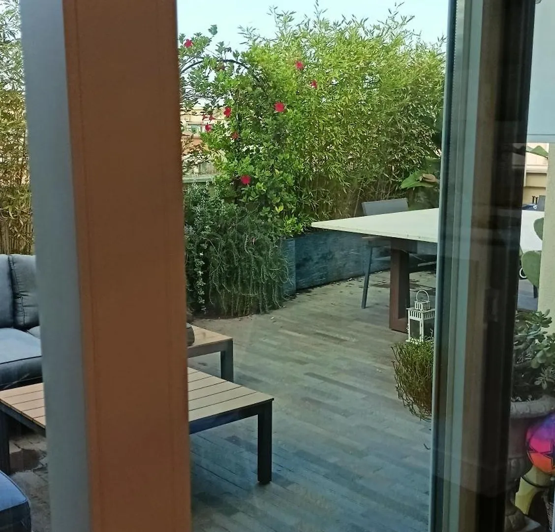Elegant Apartment Metro A - By Openroma Italy