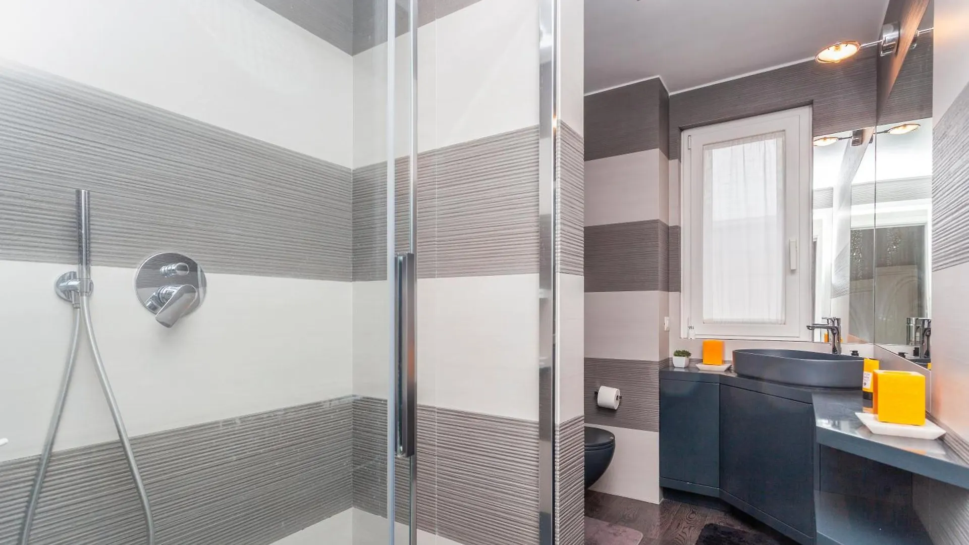 Elegant Apartment Metro A - By Openroma