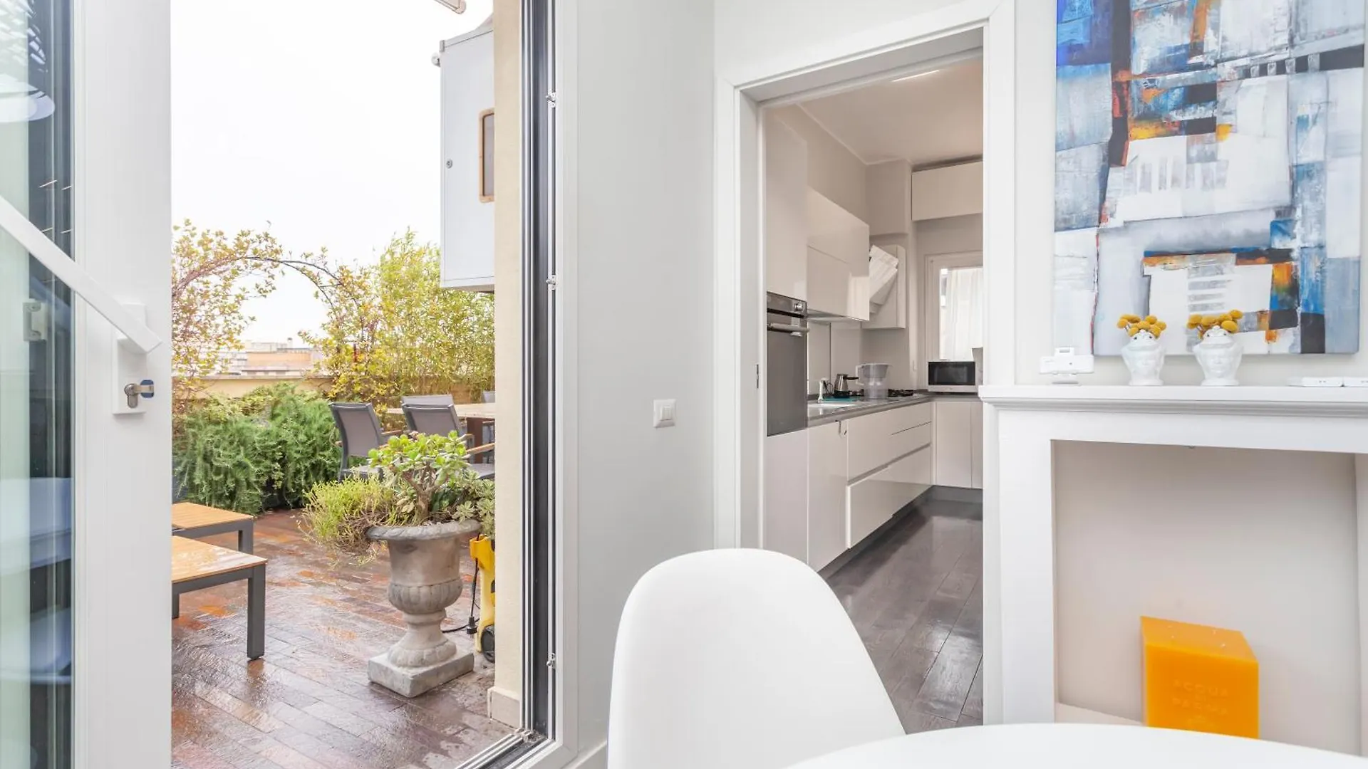 Elegant Apartment Metro A - By Openroma Italy