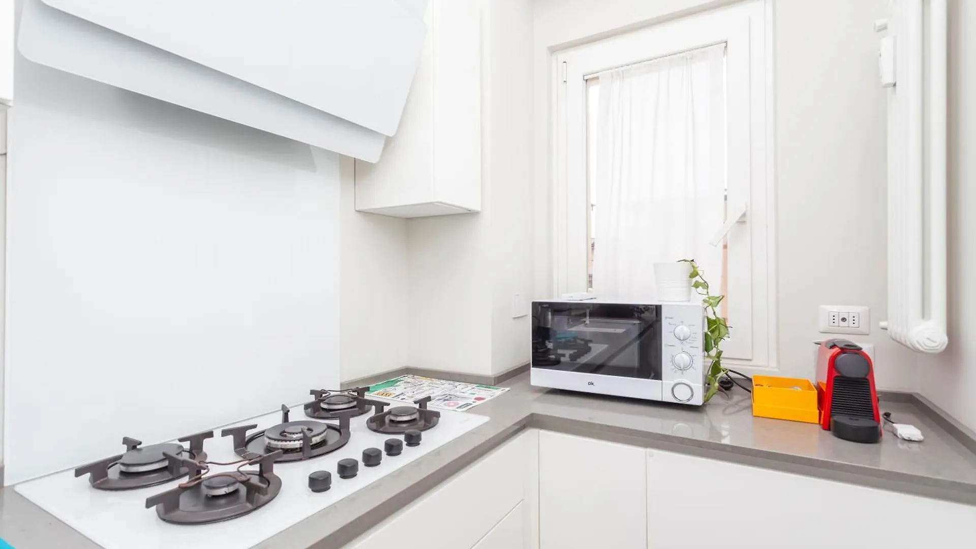 Elegant Apartment Metro A - By Openroma  Rome