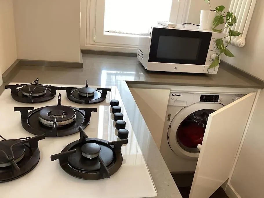 Elegant Apartment Metro A - By Openroma 0*, Roma İtalya